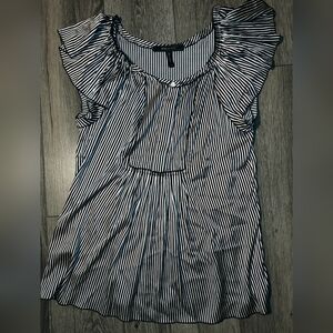 BCBGMaxAzria‎ 95% Silk Striped Scoop Neck Short Flare Sleeves Top Blouse Sz XS